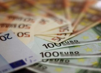 Schenken of nalaten? Voorkom onnodige belasting Schenken of nalaten Notaris Unie