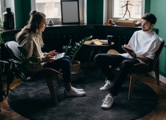 Samen verder: wat kun je vastleggen bij samenwonen, trouwen of geregistreerd partnerschap? Samen verder
